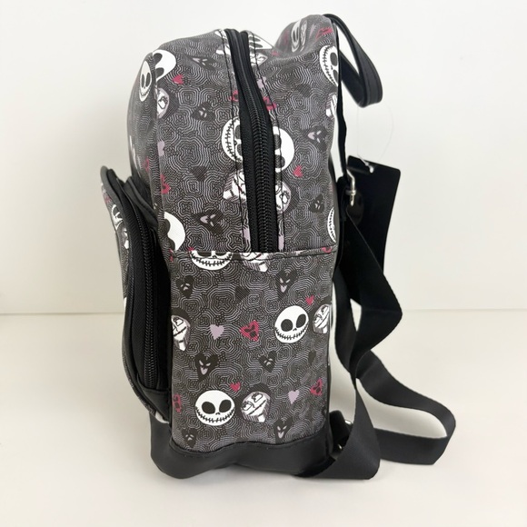 NWT Disney The Nightmare Before Christmas Mini Backpack New With Tags - Picture 8 of 12